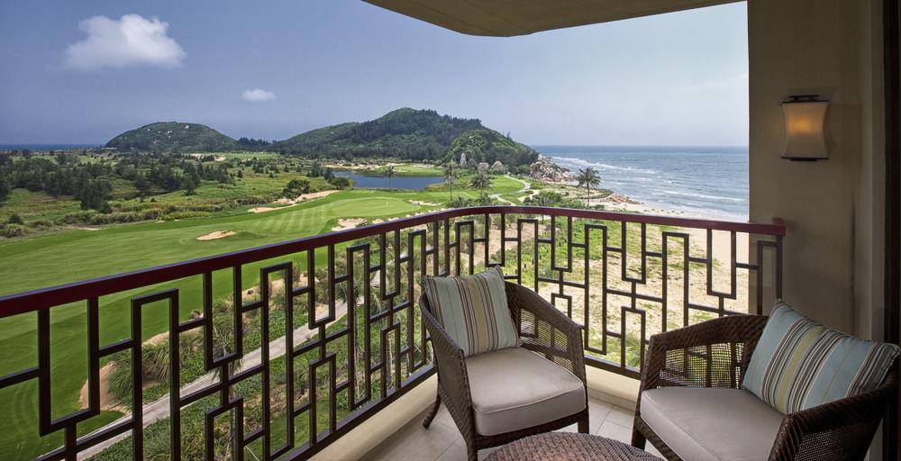 Sheraton Shenzhou Peninsula Resort Wanning Exteriör bild