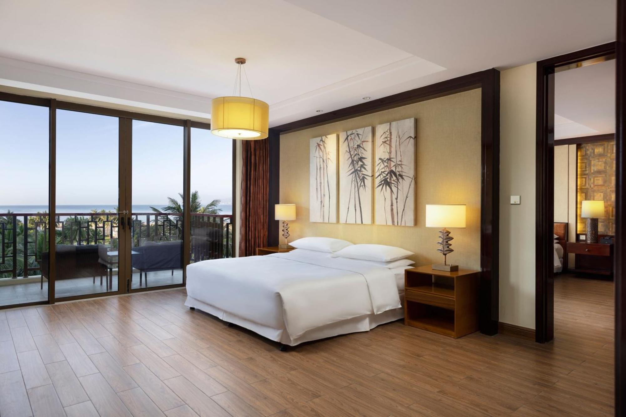 Sheraton Shenzhou Peninsula Resort Wanning Exteriör bild