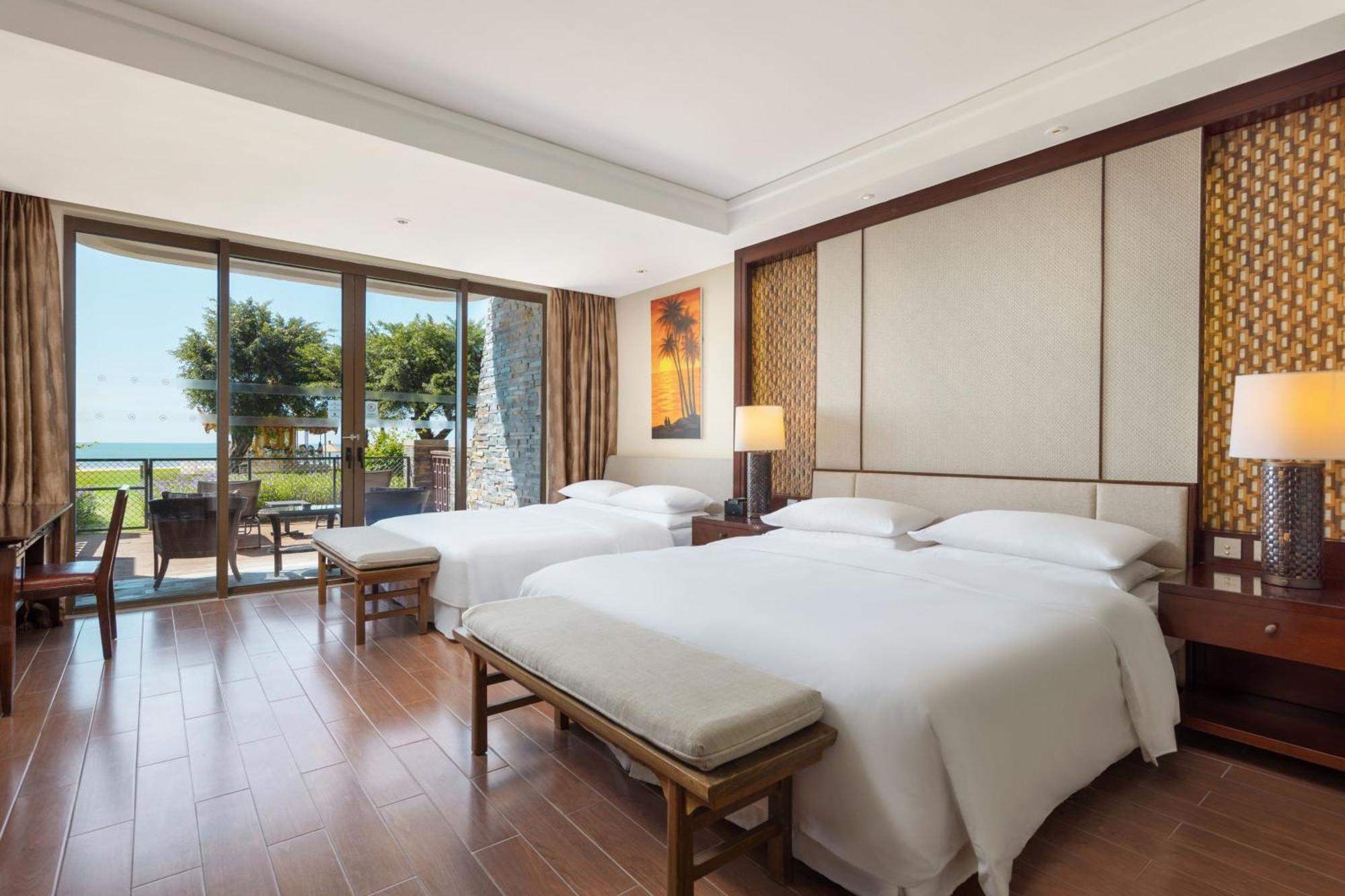 Sheraton Shenzhou Peninsula Resort Wanning Exteriör bild