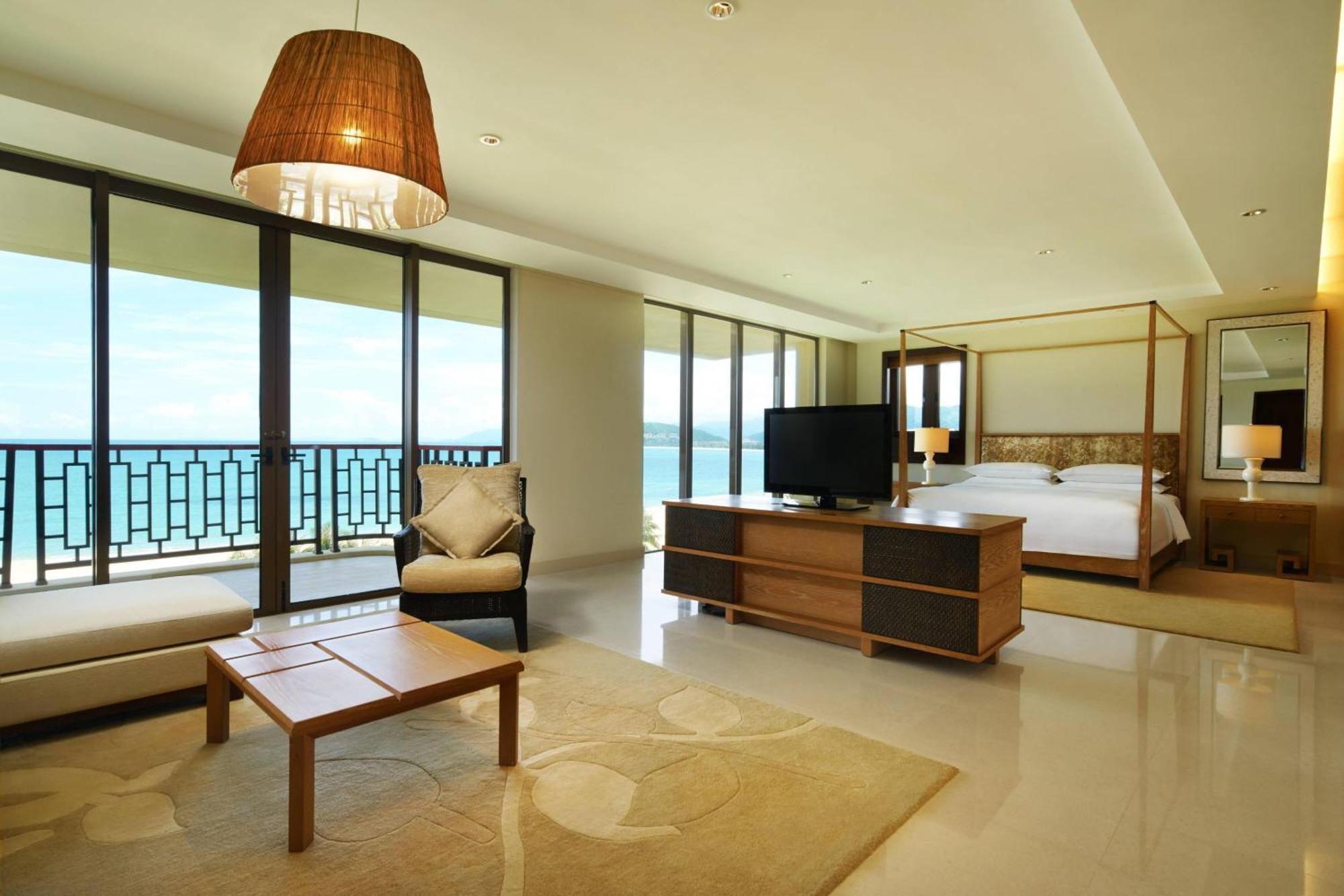 Sheraton Shenzhou Peninsula Resort Wanning Exteriör bild